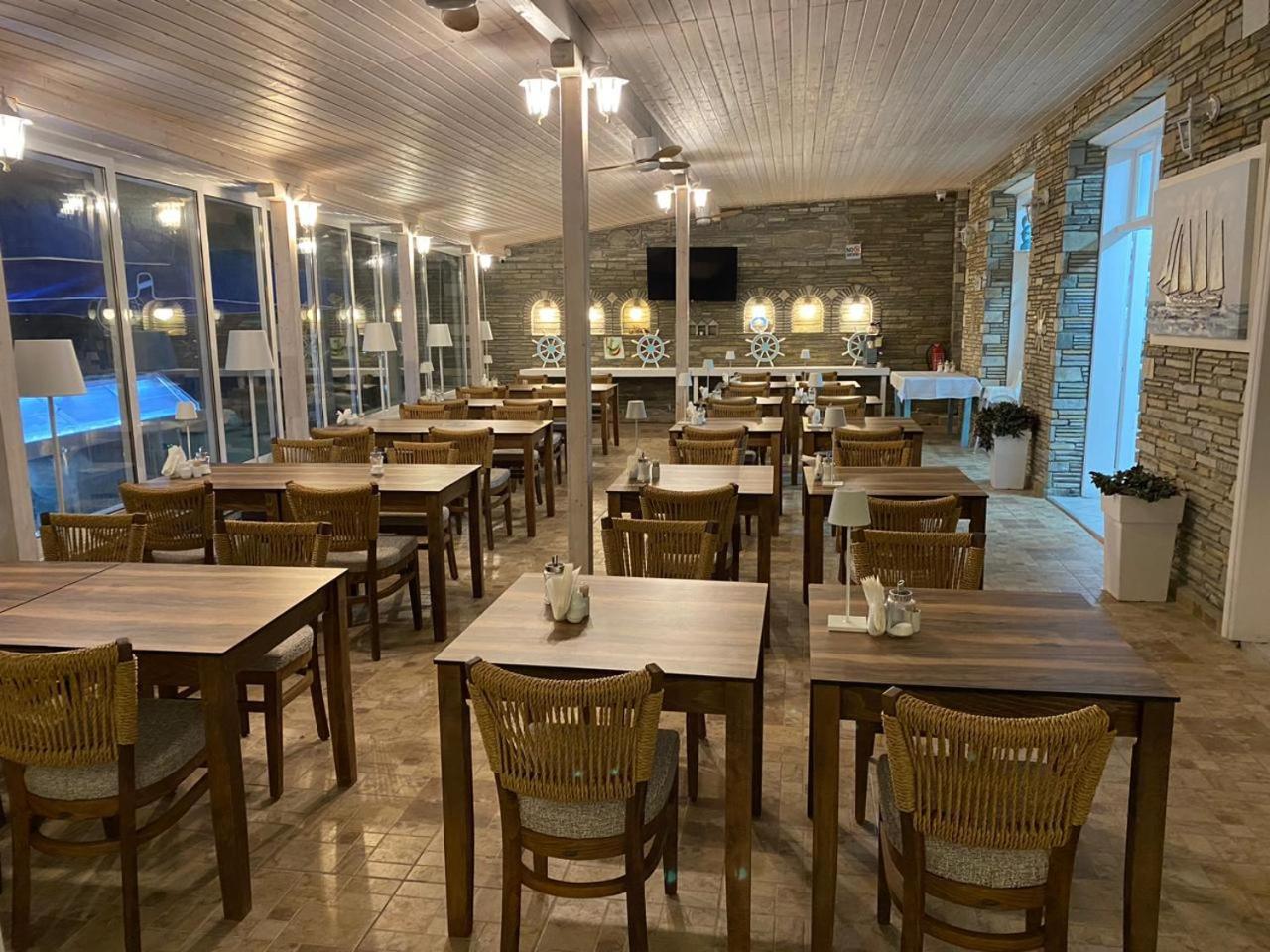 Angelina Hotel 오르모스 파나기아스 외부 사진